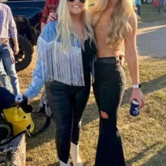 Sexy Fringe Trim Denim Jacket - Picture 5 of 11